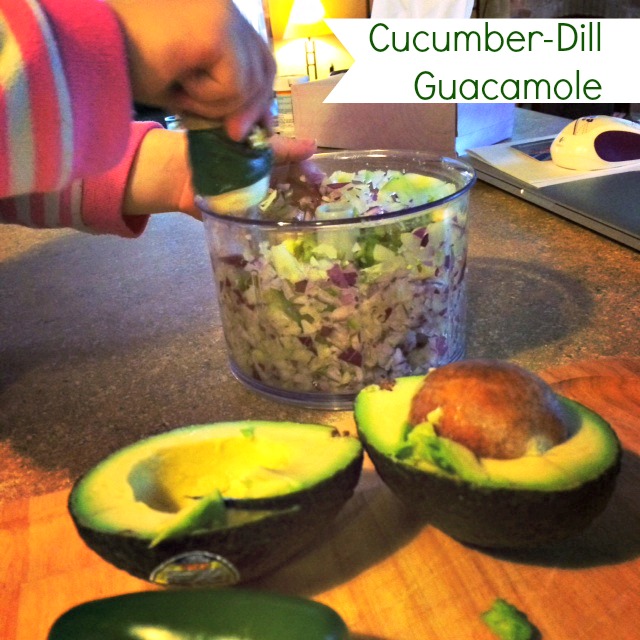 Easy Cucumber Dill Guacamole #Pampered Chef - Momma's Meals